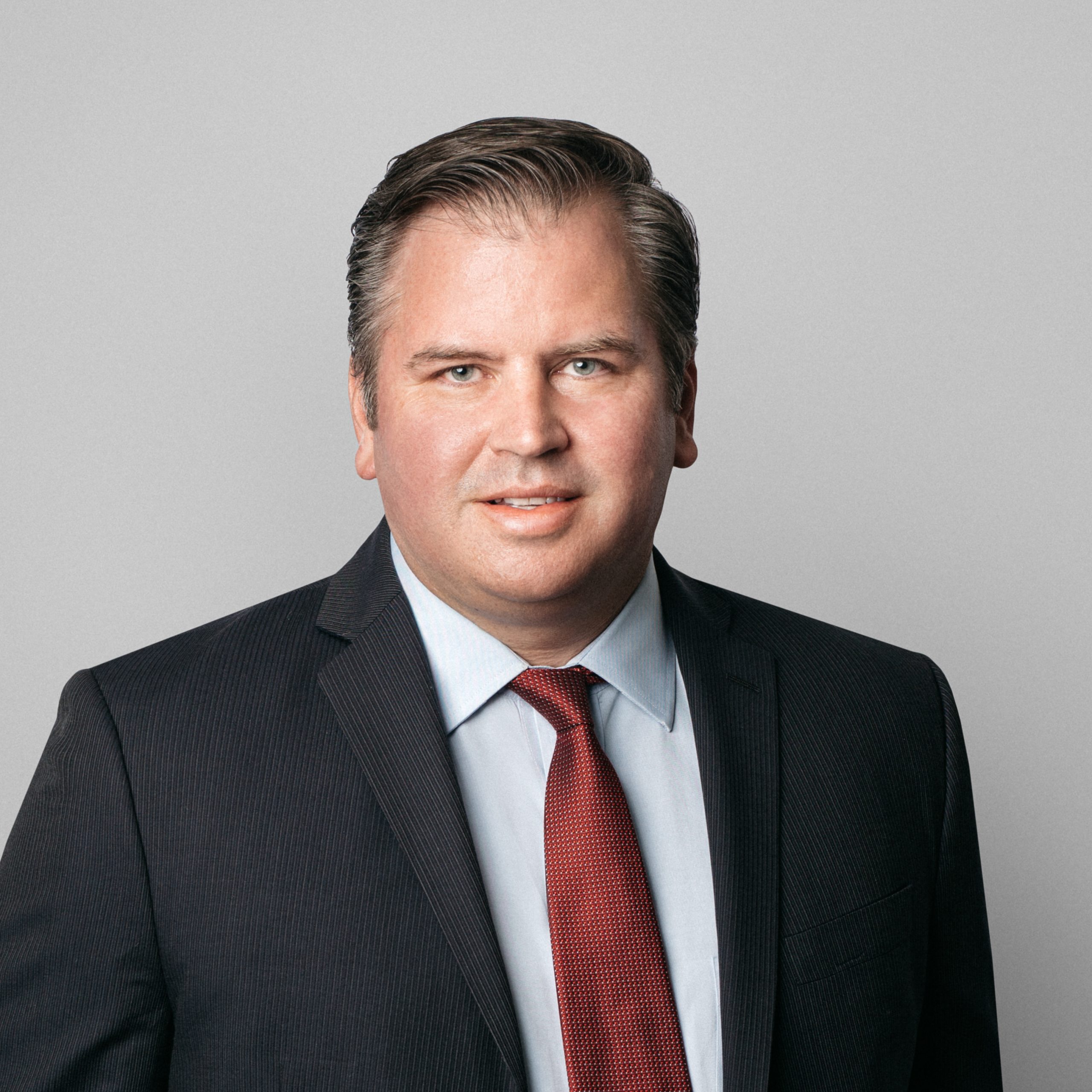 Ryan Henry Headshot
